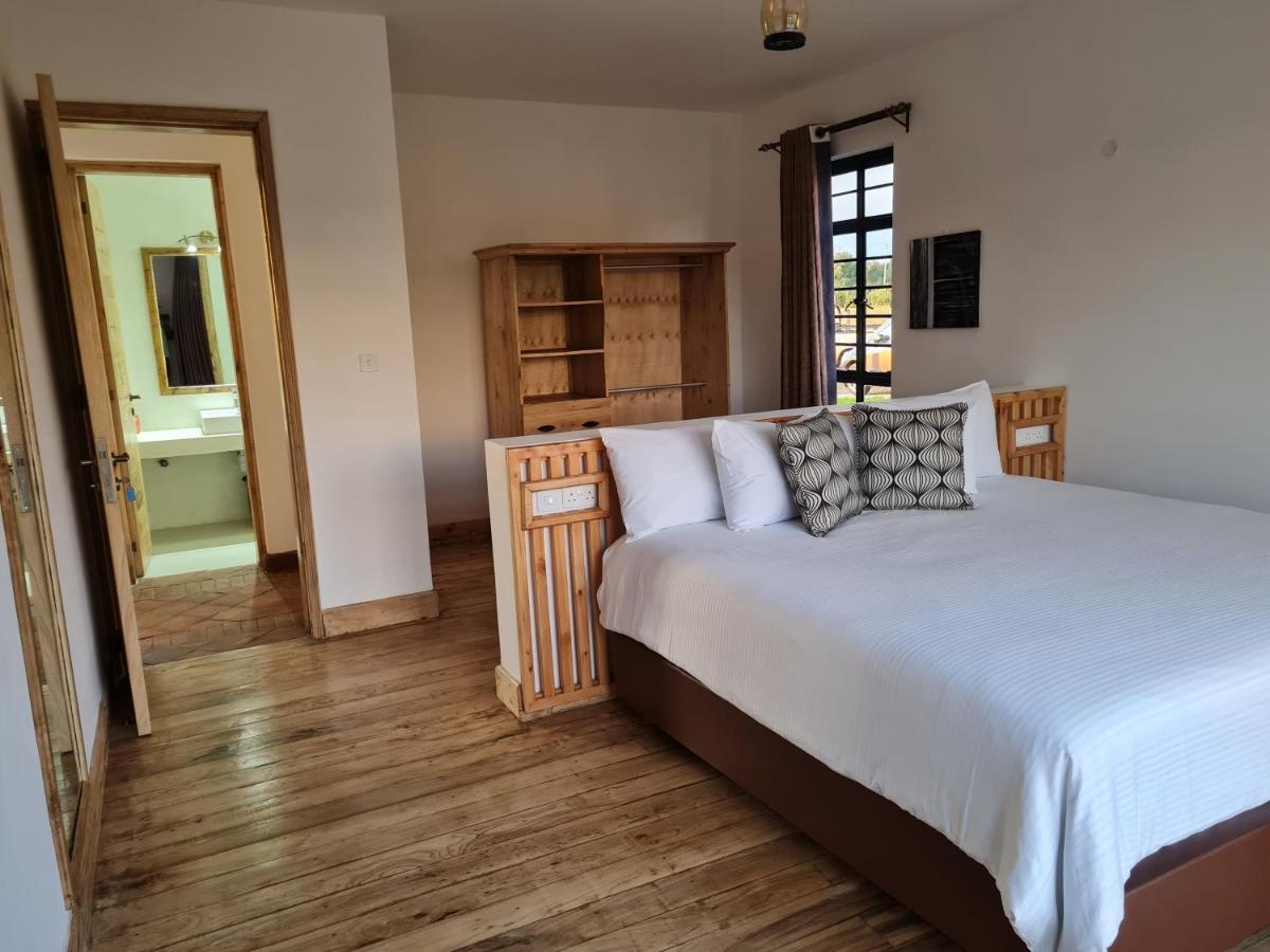 The Landing Nanyuki Cottages Exterior photo