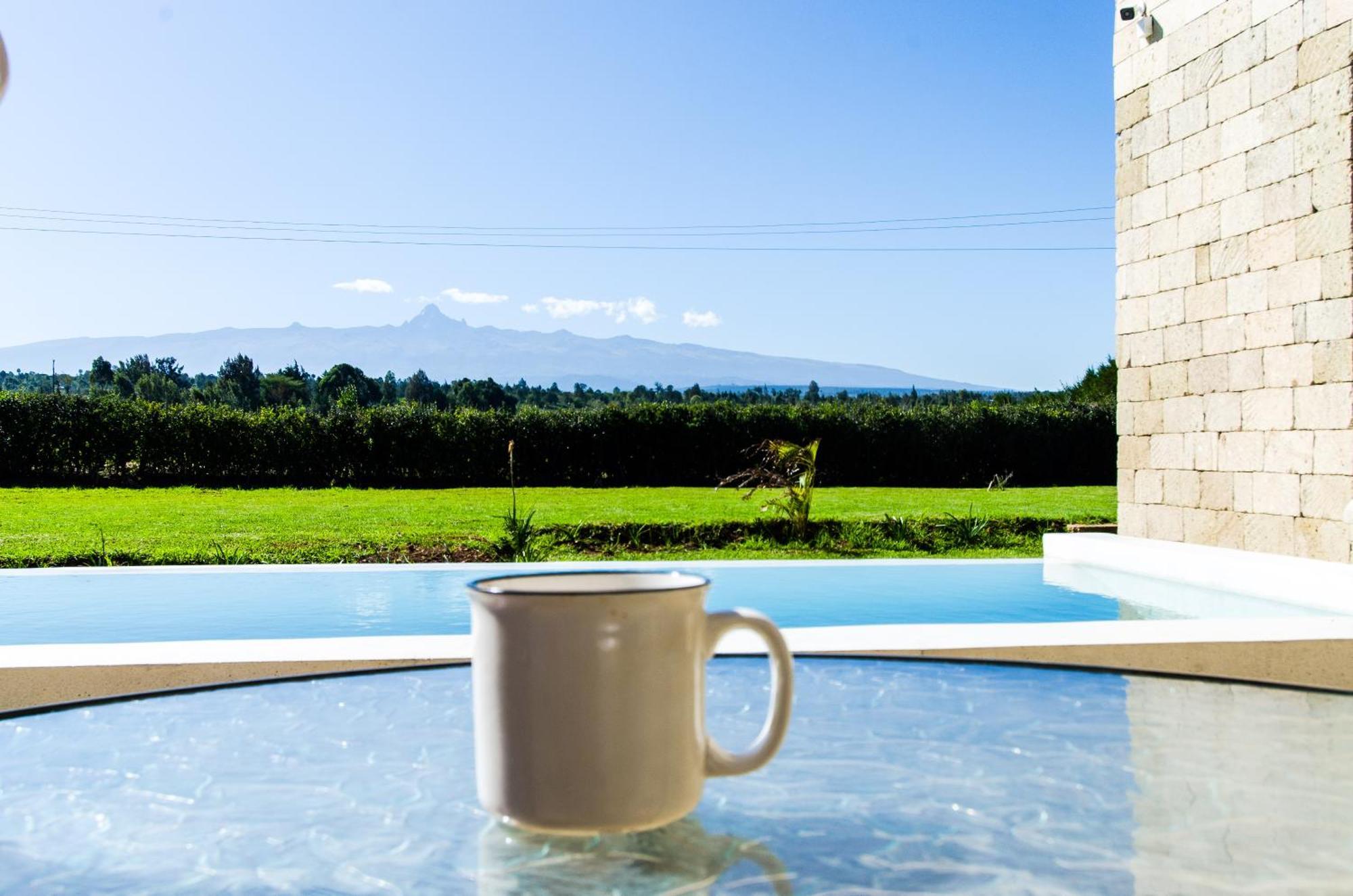 The Landing Nanyuki Cottages Exterior photo